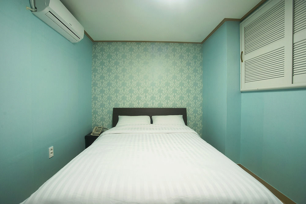 Orange Tree Hotel Чеджу Екстериор снимка