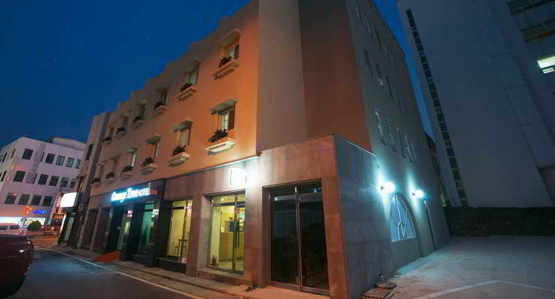 Orange Tree Hotel Чеджу Екстериор снимка