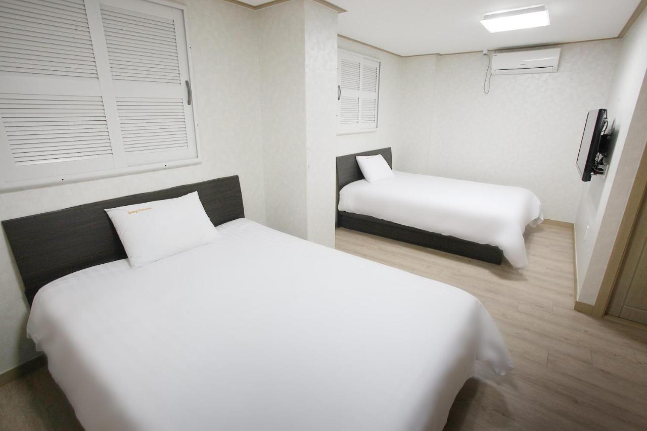 Orange Tree Hotel Чеджу Екстериор снимка